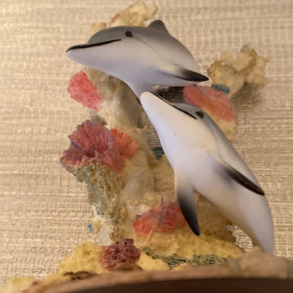 Lenox Dolphins of Rainbow Reef 1998 Figurine - Picture 7 of 9